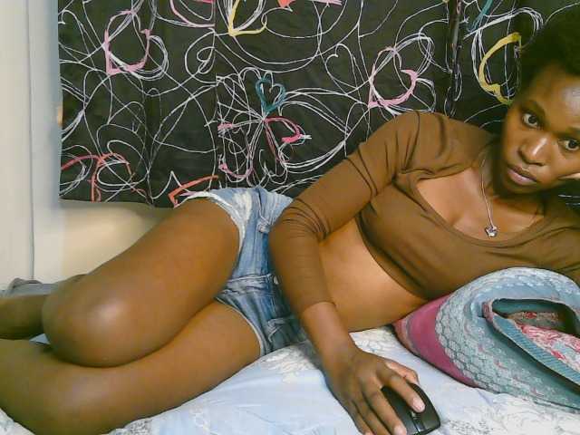 cute-tasha live cam on BongaCams