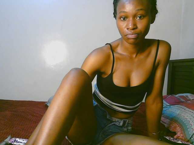 cute-tasha live cam on BongaCams