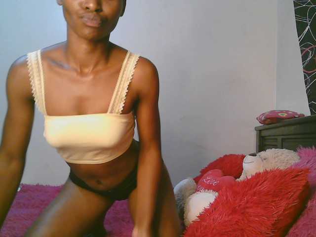 cute-tasha live cam preview