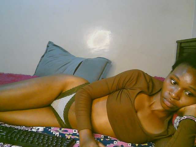 cute-tasha live cam on BongaCams