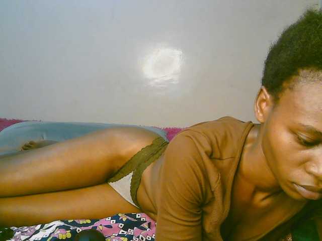 cute-tasha live cam on BongaCams