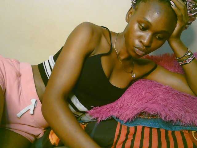 cute-tasha live cam on BongaCams