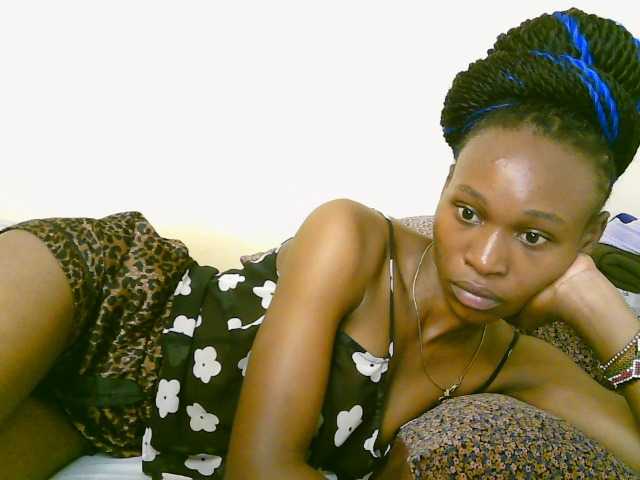 cute-tasha live cam on BongaCams