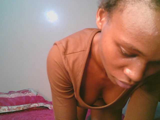 cute-tasha live cam on BongaCams