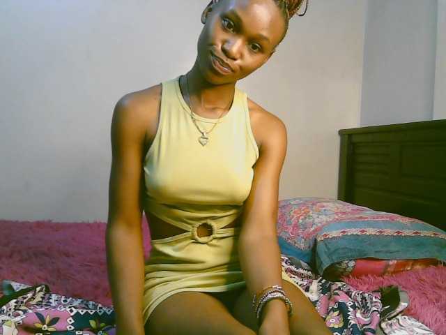 cute-tasha live webcam show