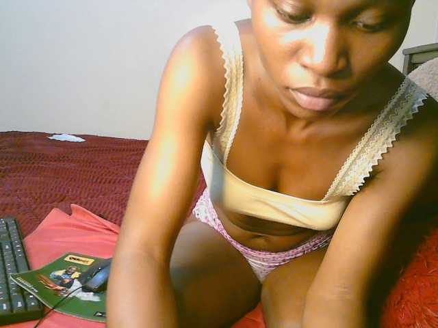 cute-tasha live cam on BongaCams