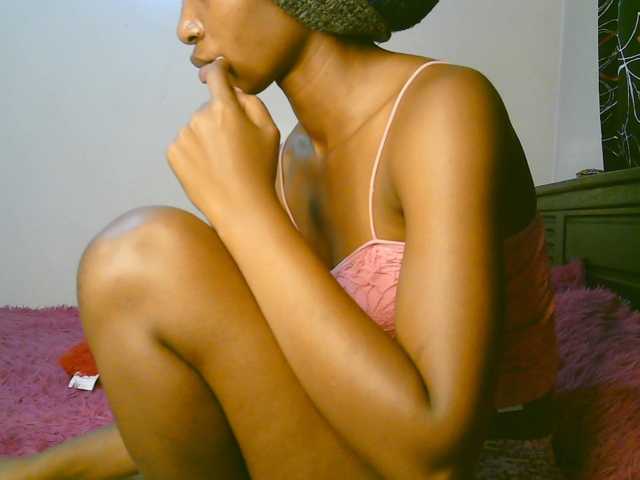 cute-tasha live cam on BongaCams