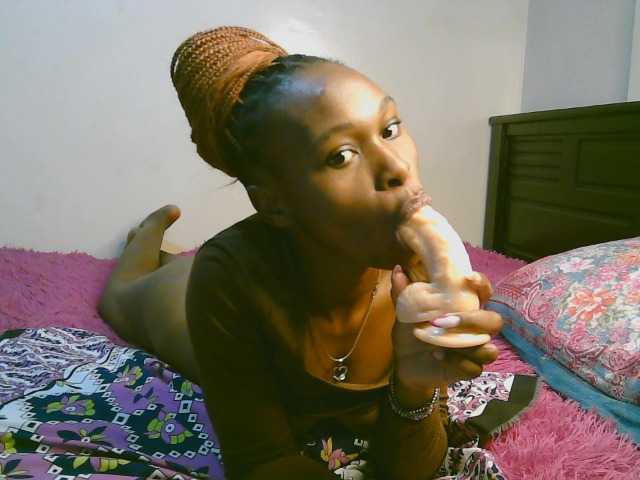cute-tasha live cam on BongaCams