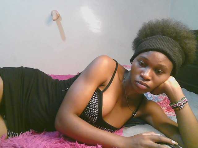 cute-tasha live cam on BongaCams