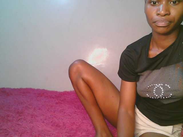 cute-tasha live cam on BongaCams