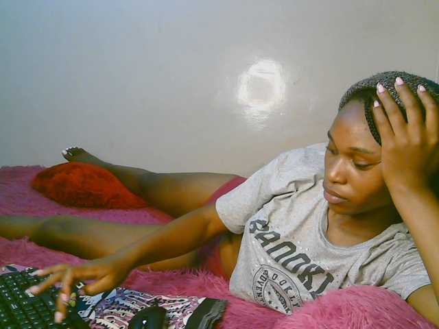 cute-tasha live cam on BongaCams