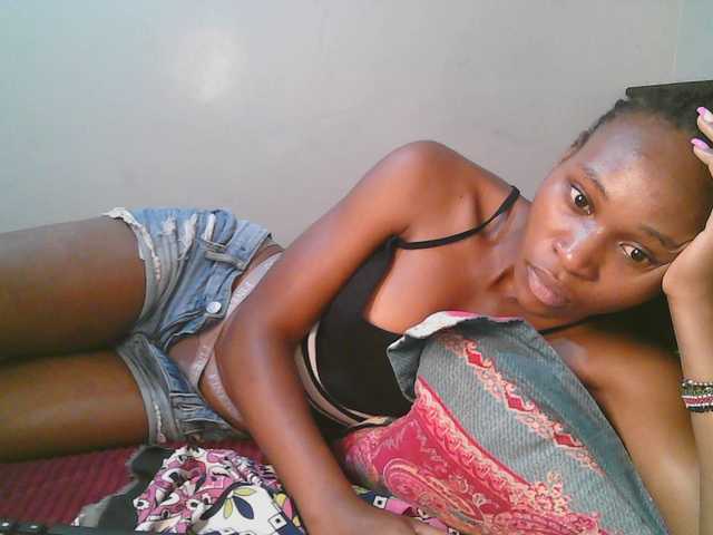 cute-tasha live cam on BongaCams