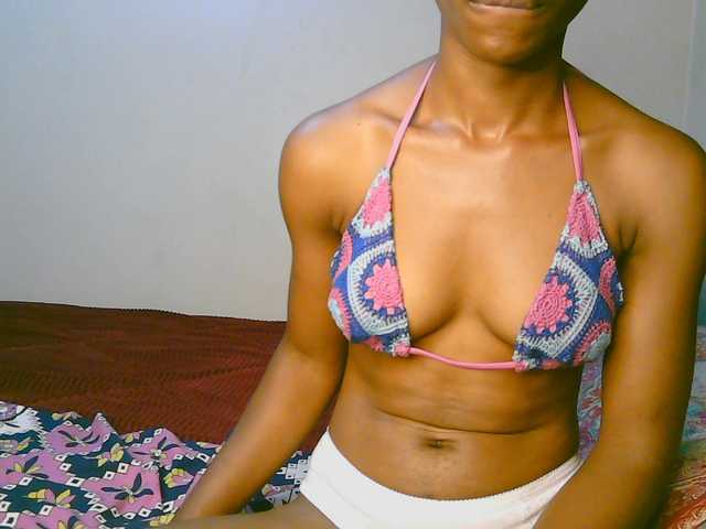 cute-tasha live cam on BongaCams