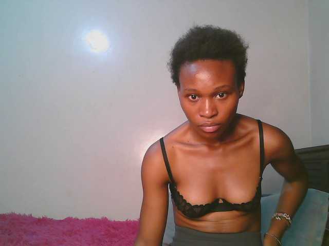 cute-tasha live cam on BongaCams