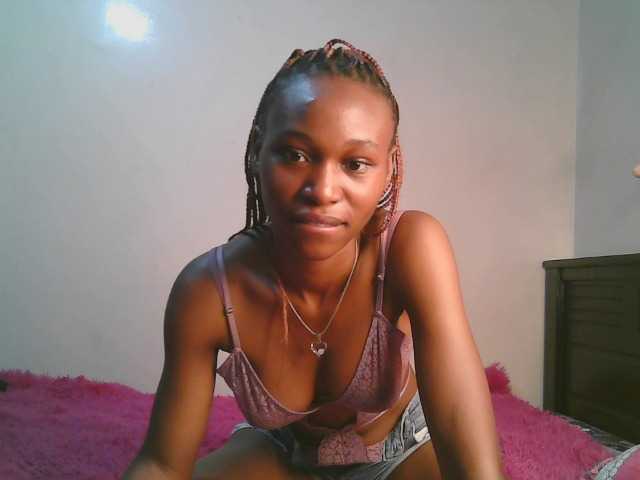 cute-tasha live cam on BongaCams