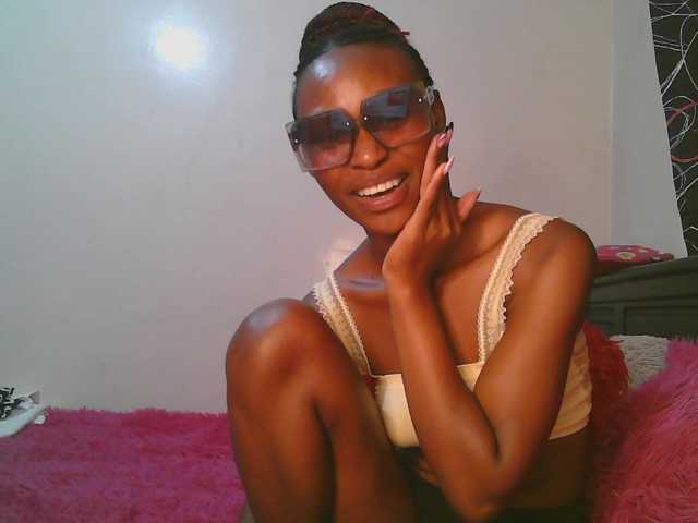 cute-tasha live cam on BongaCams