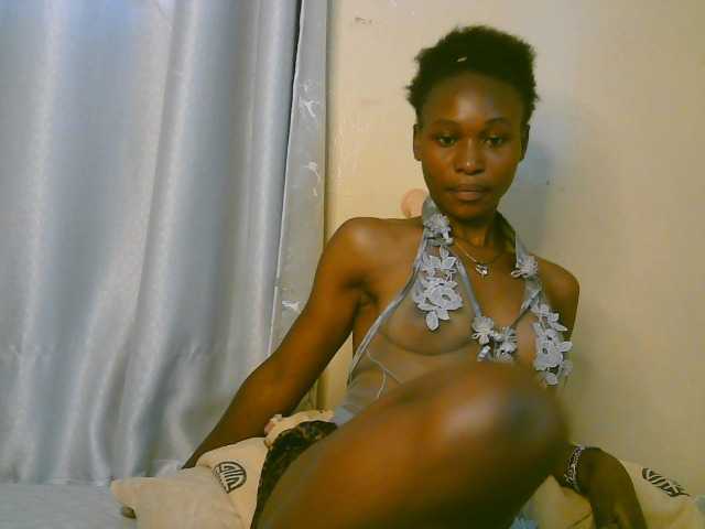 cute-tasha live cam on BongaCams