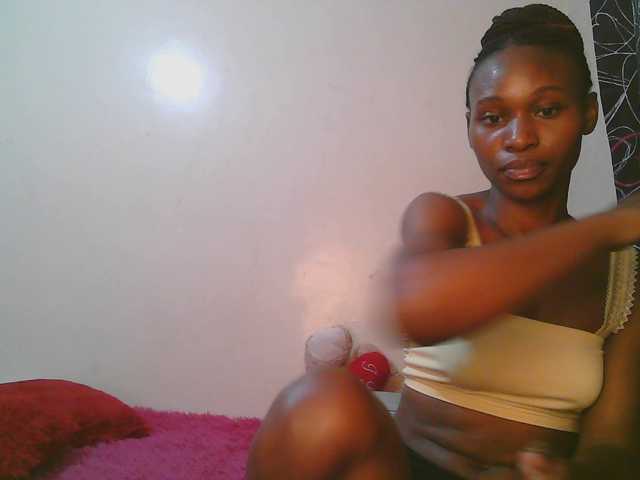 cute-tasha live cam preview