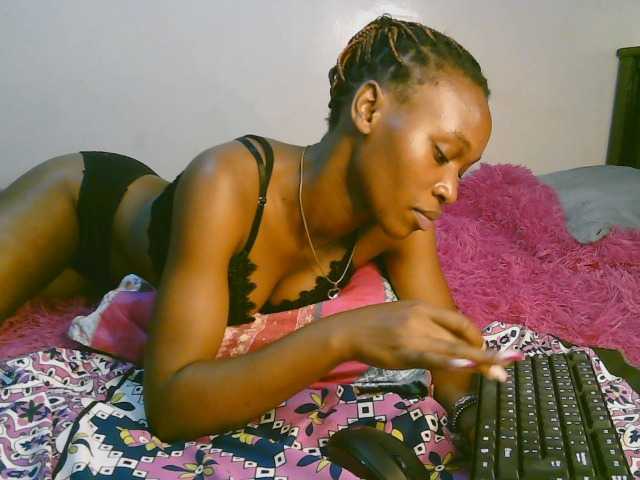 cute-tasha live cam on BongaCams