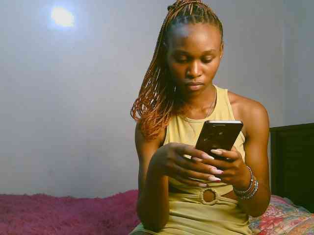 cute-tasha webcam
