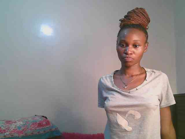cute-tasha webcam