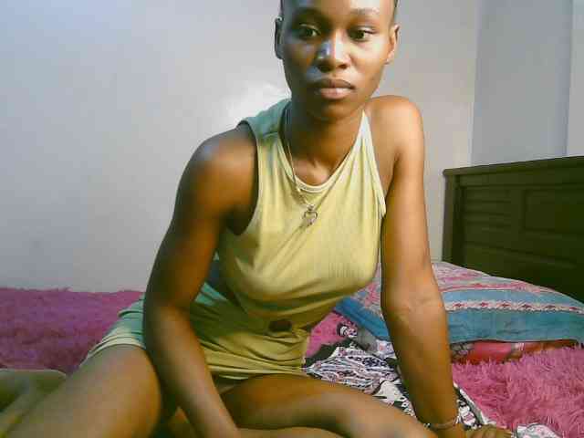 cute-tasha webcam