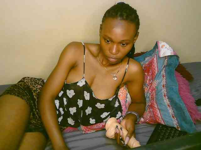 cute-tasha webcam