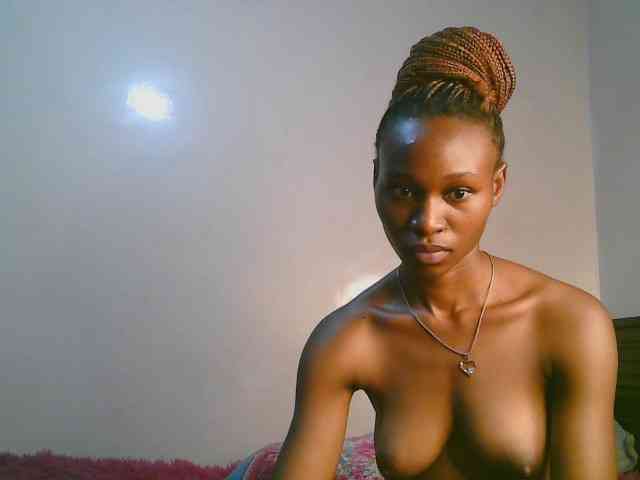 cute-tasha webcam
