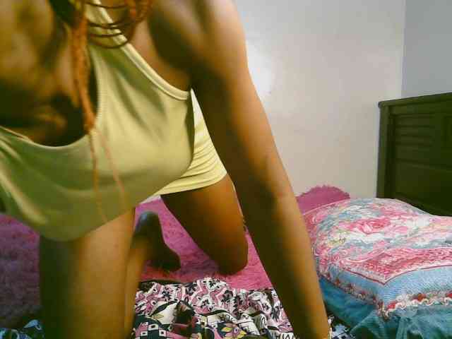 cute-tasha webcam