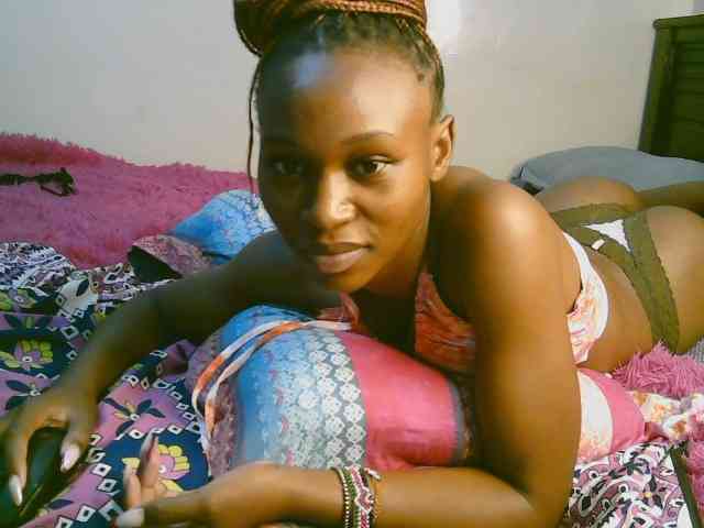 cute-tasha webcam