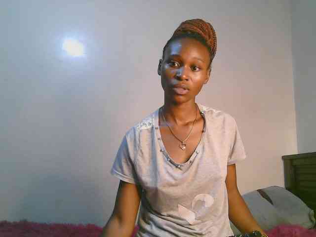cute-tasha webcam