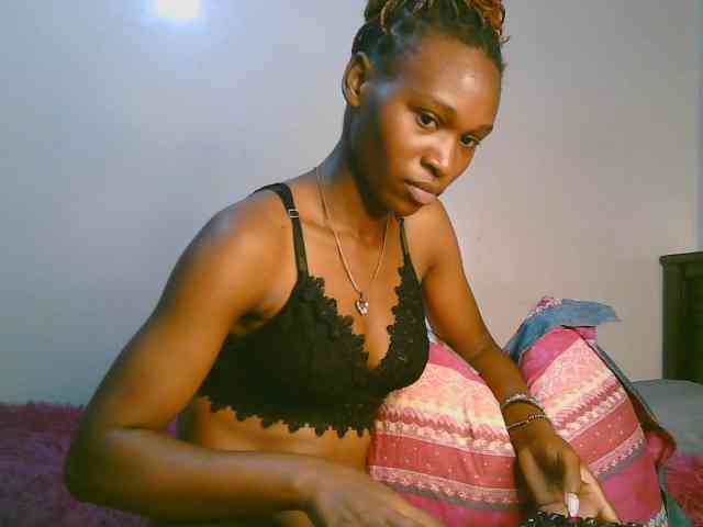 cute-tasha webcam
