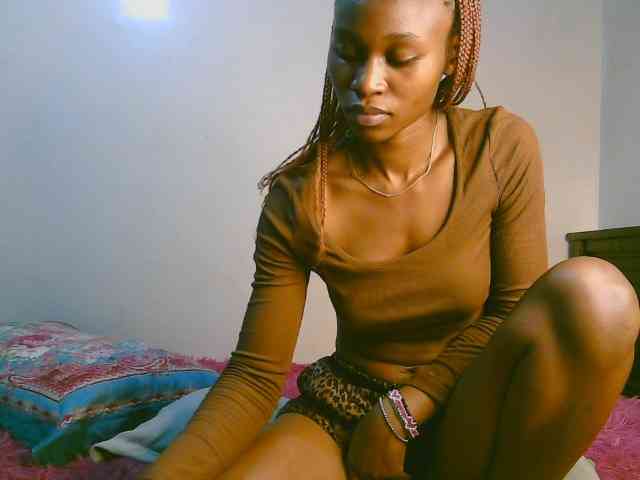 cute-tasha webcam