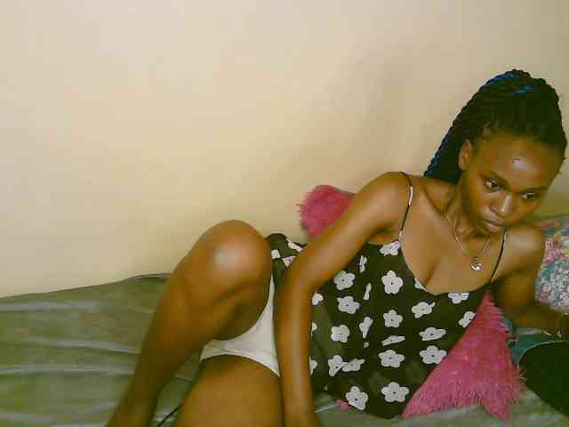cute-tasha webcam