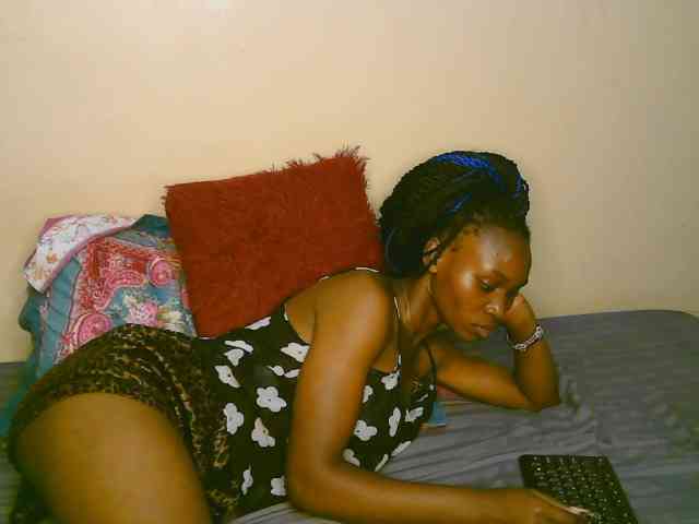 cute-tasha webcam