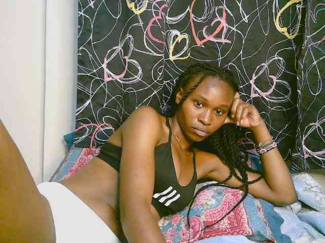 cute-tasha webcam