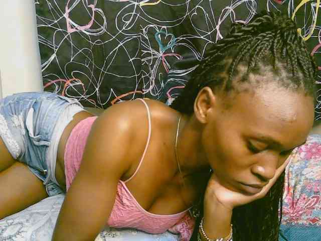 cute-tasha webcam