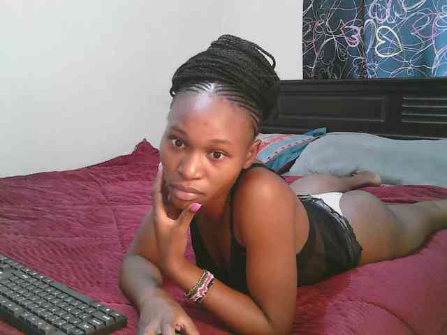 cute-tasha webcam