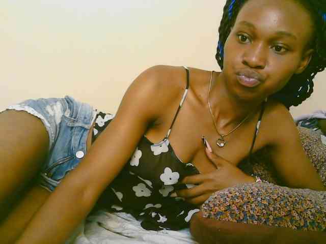 cute-tasha webcam