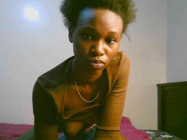 cute-tasha webcam
