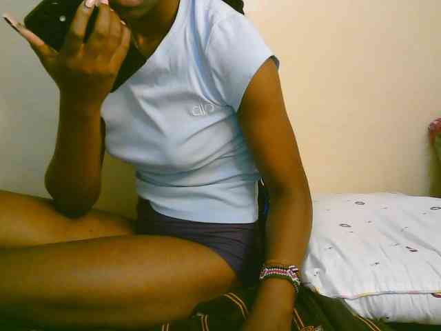 cute-tasha webcam