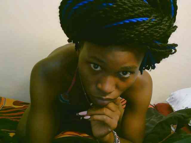 cute-tasha webcam
