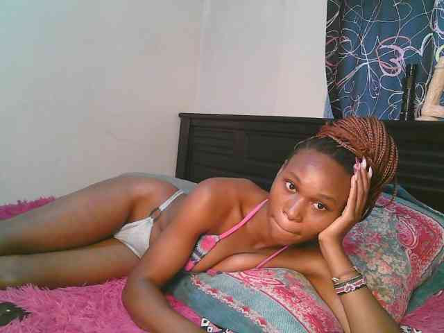 cute-tasha webcam
