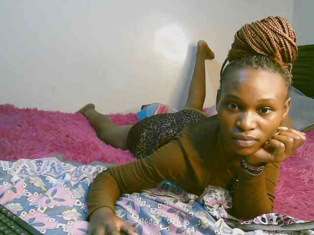 cute-tasha webcam