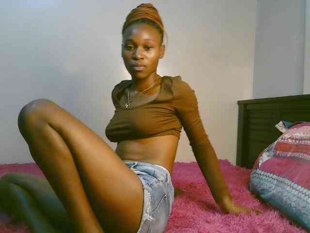 cute-tasha webcam