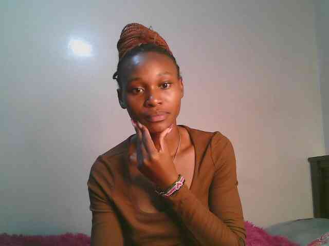 cute-tasha webcam