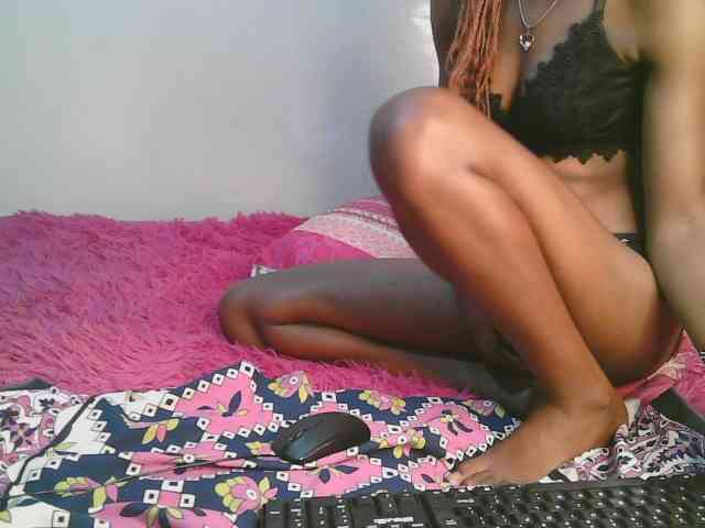 cute-tasha webcam