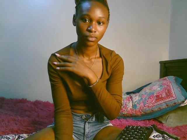 cute-tasha webcam