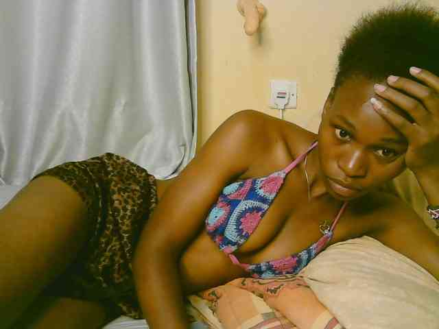 cute-tasha webcam