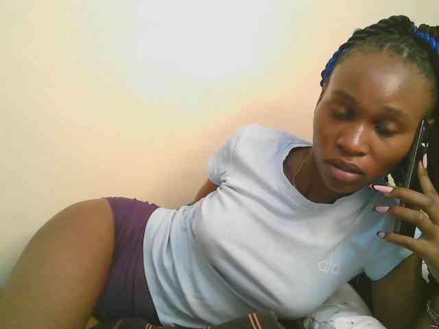 cute-tasha webcam